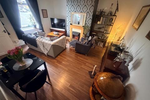 2 bedroom terraced house for sale, Huddersfield Road, Wyke, Bradford