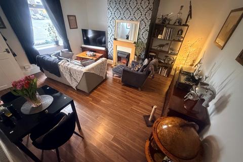 2 bedroom terraced house for sale, Huddersfield Road, Wyke, Bradford