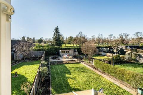 undefined, Larch Avenue, Guildford