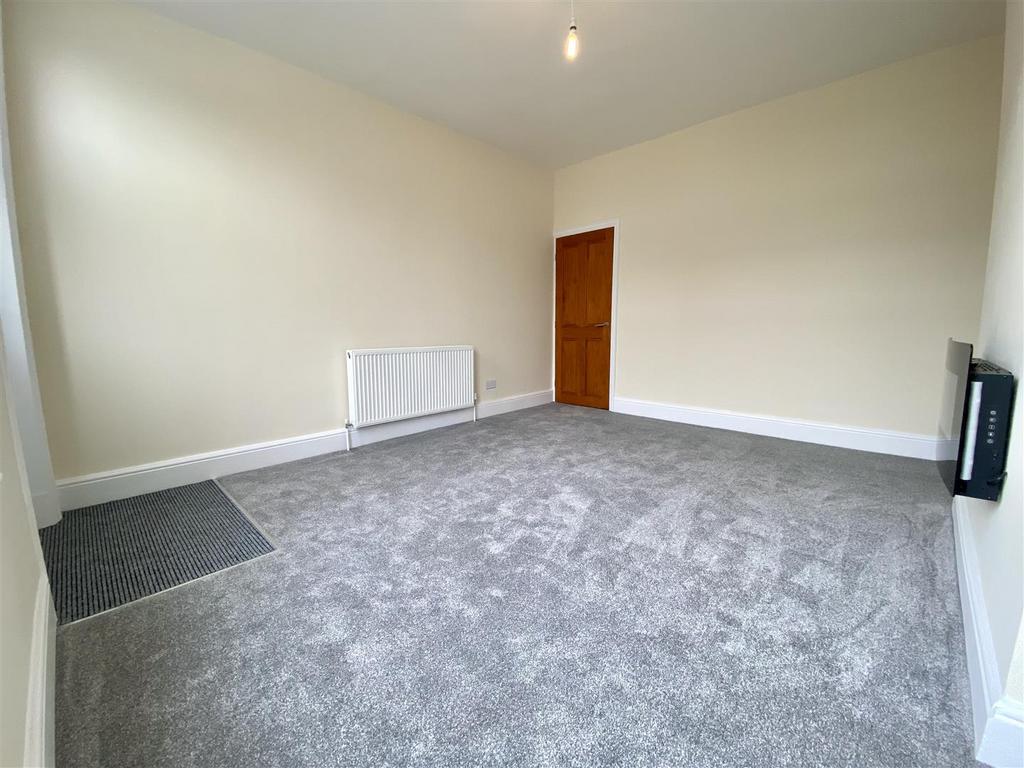 Bramleys Estate Agents - Eldon Road - Marsh (9).jp
