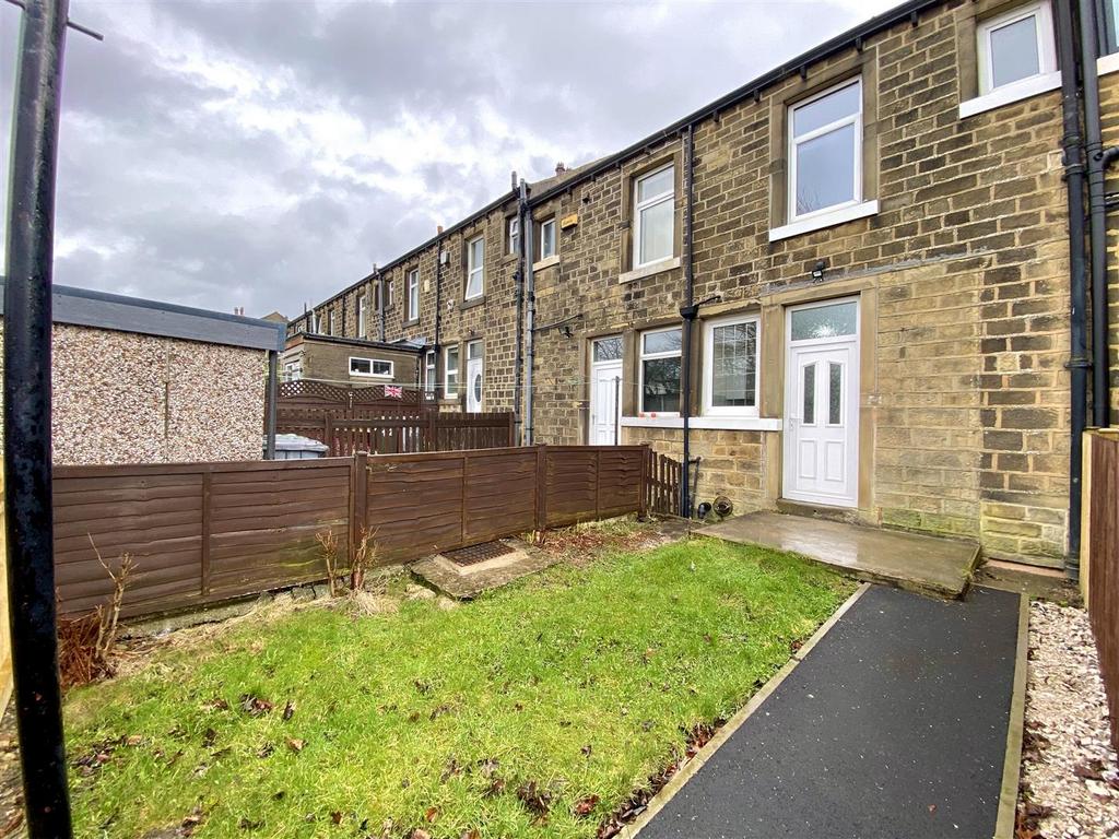 Bramleys Estate Agents - Eldon Road - Marsh (13).j