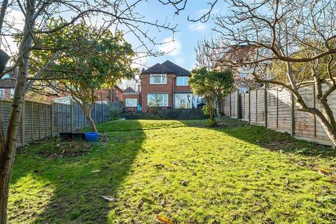3 bedroom house for sale, High View Road, Guildford