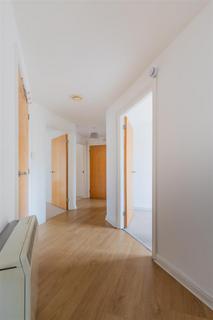 2 bedroom apartment for sale, Vellacott Close, Cardiff CF10