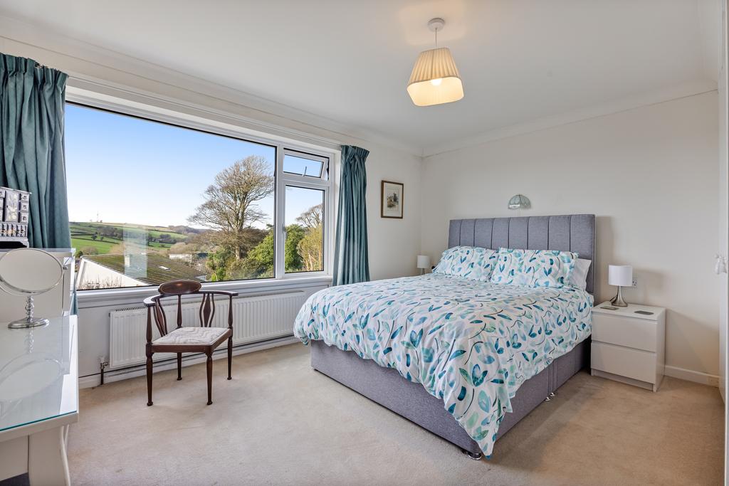 A24 - 13 Hillside Drive Kingsbridge - 260224