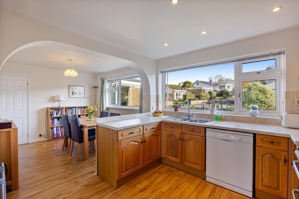 A18 - 13 Hillside Drive Kingsbridge - 260224