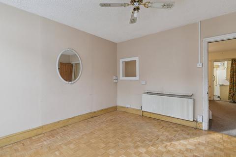 3 bedroom terraced house for sale, Lancaster Road, Hitchin, SG5