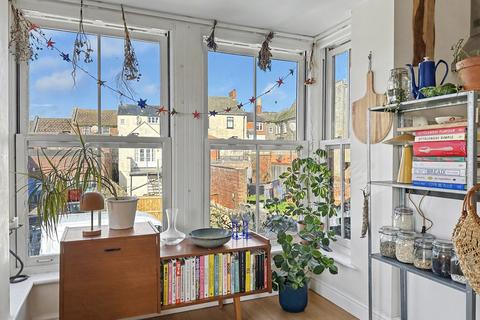 2 bedroom detached house for sale, Bridport Town Centre
