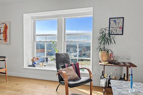 2 bedroom detached house for sale, Bridport Town Centre