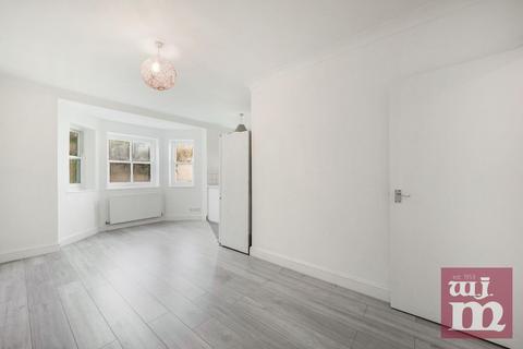 undefined, Regal Place, Mile End, E3