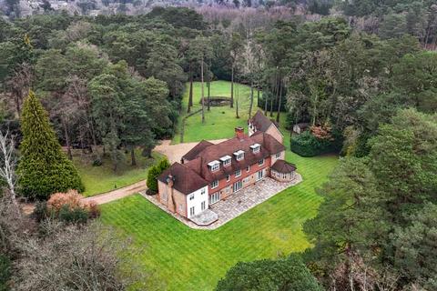 7 bedroom detached house to rent, Woodhall Lane, Sunningdale SL5