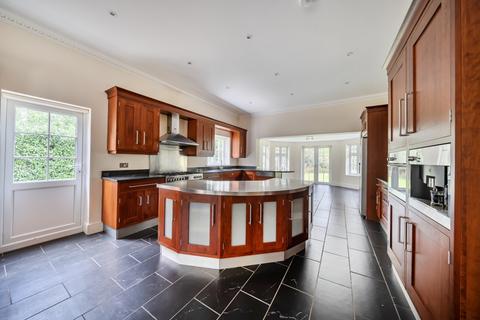 7 bedroom detached house to rent, Woodhall Lane, Sunningdale SL5