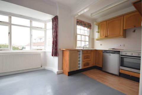 2 bedroom flat to rent, Northam Road, Bideford