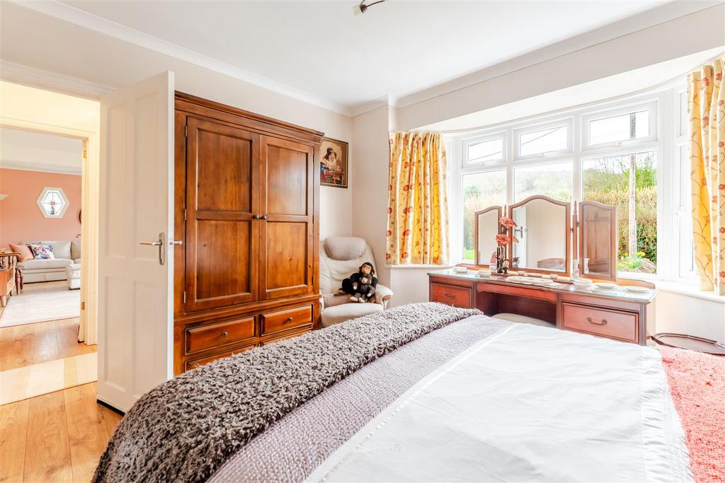 5 Rhodyate Lane Cleeve BS49 4 NT 39.jpg