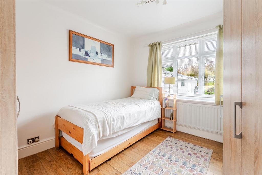 5 Rhodyate Lane Cleeve BS49 4 NT 32.jpg