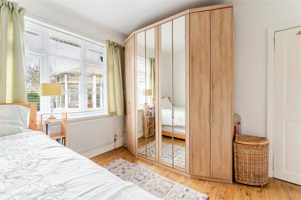 5 Rhodyate Lane Cleeve BS49 4 NT 35.jpg