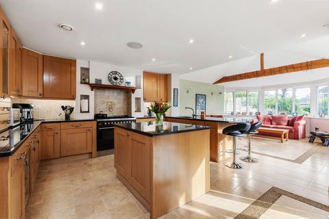 5 bedroom detached house for sale, Wiltshire Avenue, Crowthorne RG45