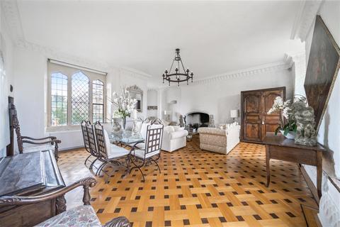 undefined, Pelhams Walk, Esher