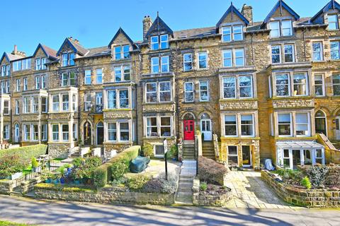 undefined, Valley Drive, Harrogate, HG2