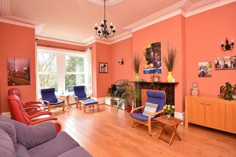 undefined, Valley Drive, Harrogate, HG2