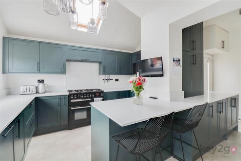3 bedroom semi-detached house for sale, Kirkby Avenue, Gleadless, Sheffield, S12