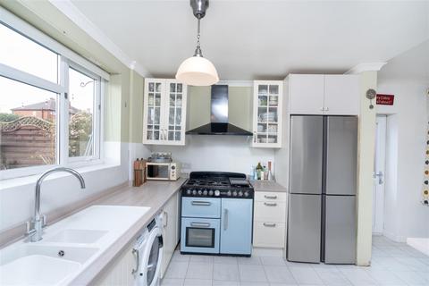 3 bedroom semi-detached house for sale, Windsor Crescent, Leeds LS26