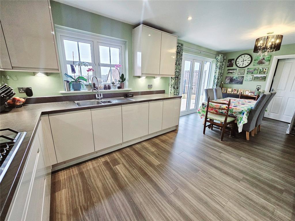 Kitchen Diner