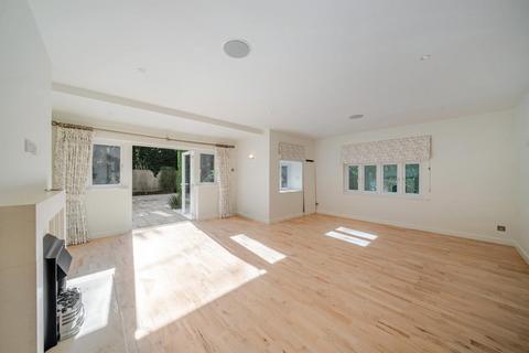 undefined, Fairmile Lane, Cobham, KT11
