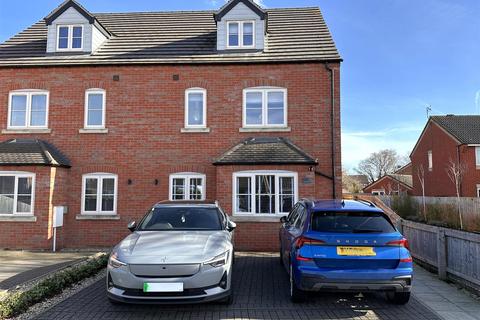 4 bedroom semi-detached house for sale, Alexander Mews, Balderton, Newark