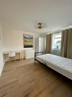 1 bedroom house to rent, Harding Way, Cambridge CB4
