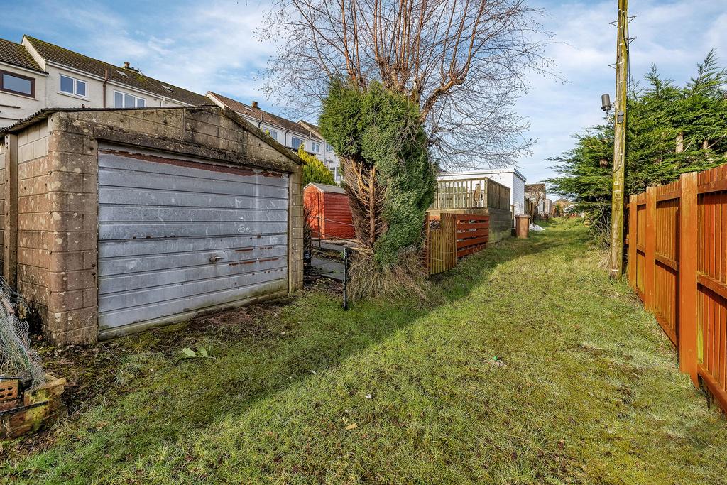 27-web-or-mls-4 Rowanpark Drive 9
