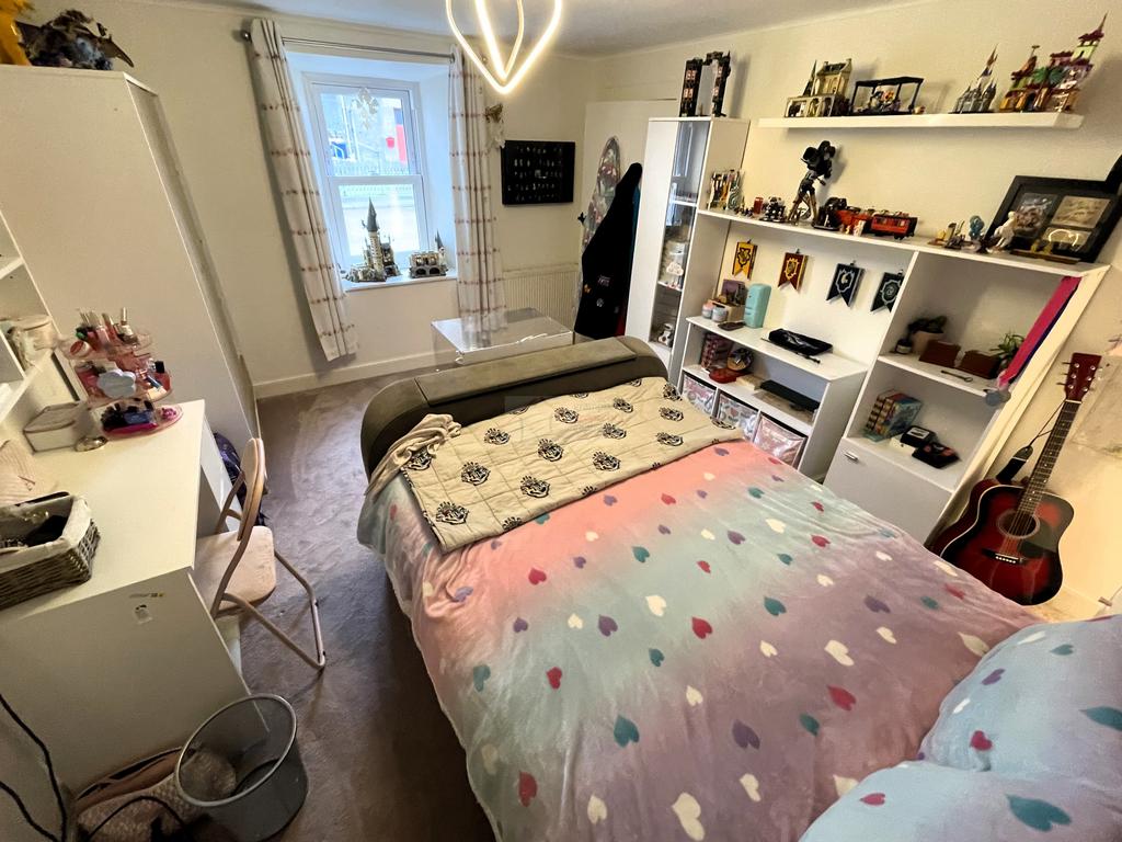 Groung Floor Bedroom .JPG