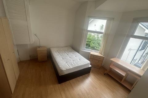 undefined, Roath, Cardiff, CF24