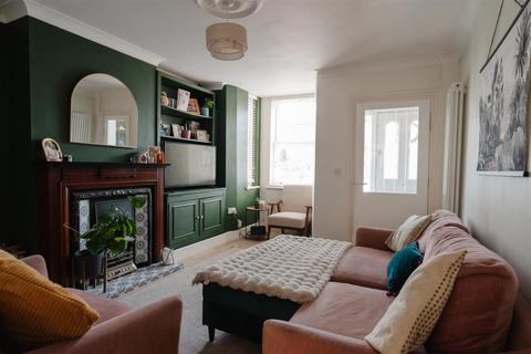 2 bedroom end of terrace house for sale, Junction Road, Warley, Brentwood