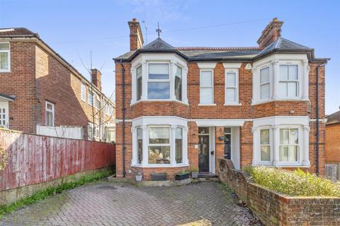 undefined, Peterborough Avenue, High Wycombe HP13