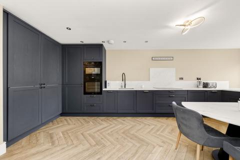 4 bedroom detached house for sale, Wolfenden Way, Wakefield, WF1