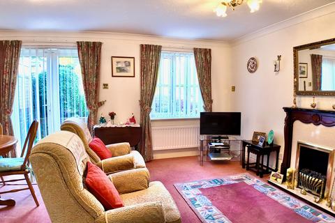 3 bedroom semi-detached house for sale, St. Madoc Close, Pontllanfraith, NP12