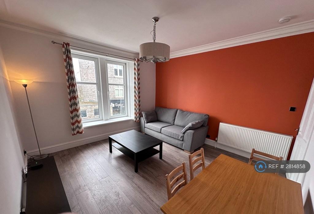 Living Room (1)