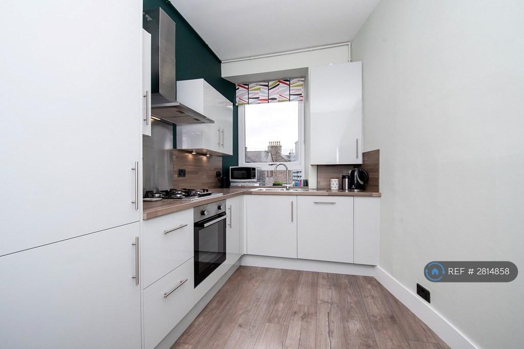 Kitchen (1)
