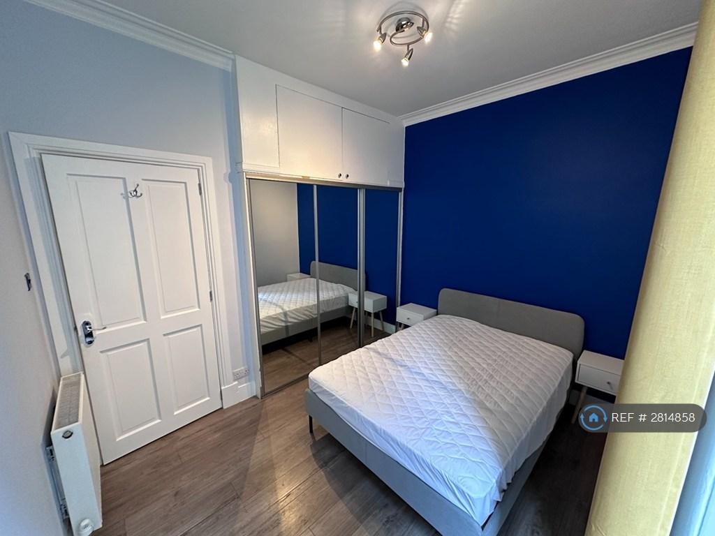 Bedroom (1)