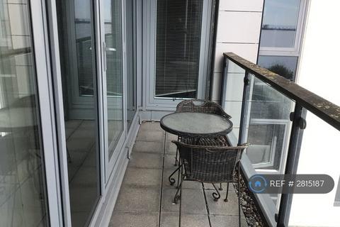 undefined, Ferry Court, Cardiff, CF11