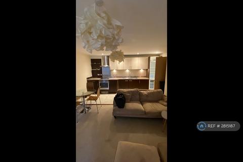 2 bedroom flat to rent, Ferry Court, Cardiff, CF11