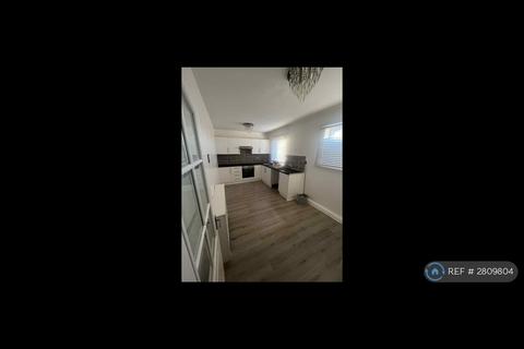 3 bedroom semi-detached house to rent, Alport Grove, Sheffield, S12
