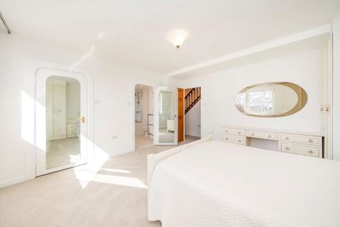 3 bedroom flat to rent, Maida Vale, London W9