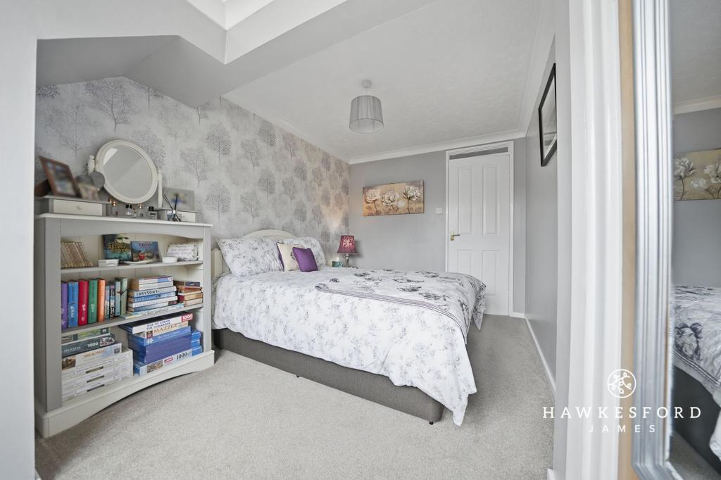 Fallowfield, Sittingbourne - Bedroom 2