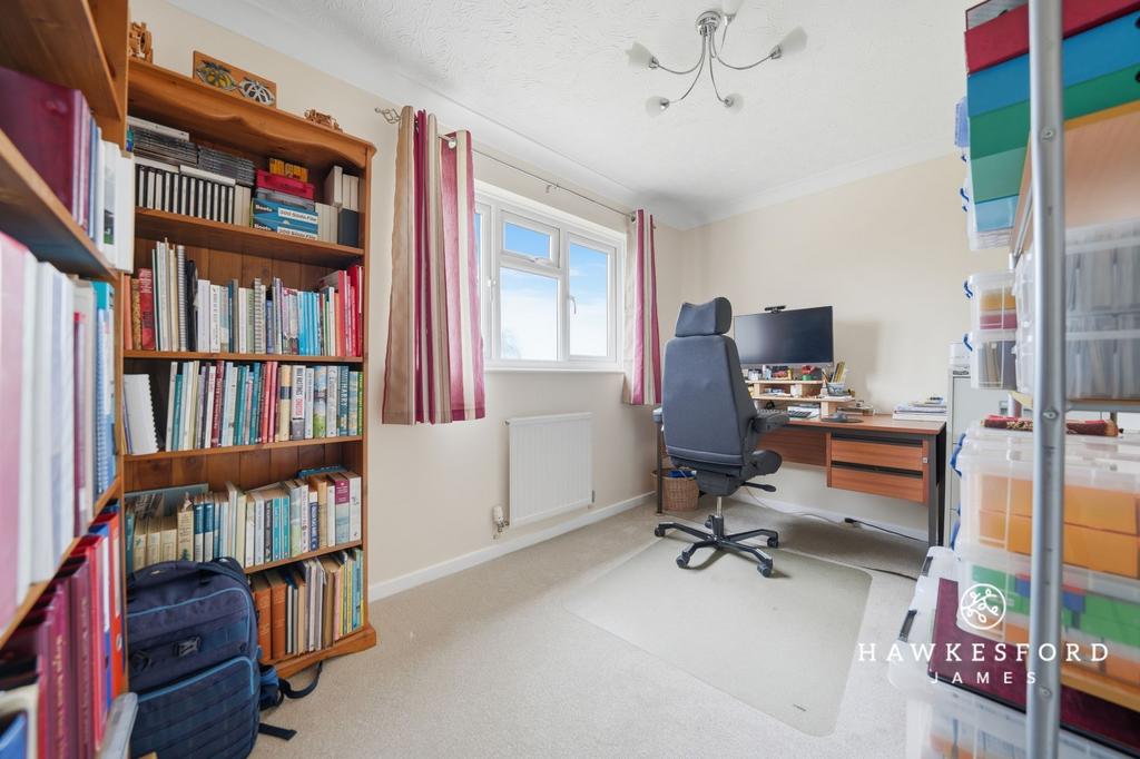 Fallowfield, Sittingbourne - Bedroom 4