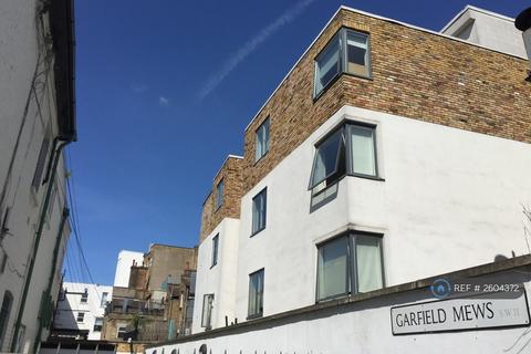 undefined, Garfield Mews, London, SW11