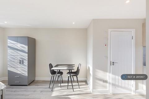 undefined, Taunton Close, Sutton, SM3
