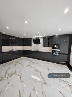 undefined, Gammons Lane, Watford, WD24