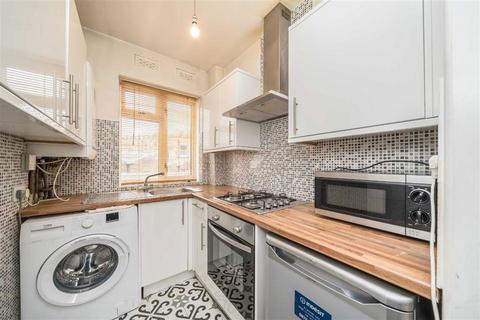 2 bedroom flat for sale, Garden Row, London SE1