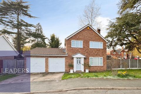 4 bedroom detached house for sale, Bois Hall Gardens, Halstead, Essex